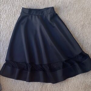 below knee black flowy skirt